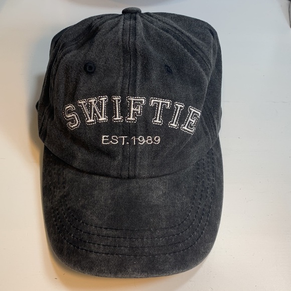 Swiftie Taylor Swift 1989 Embroidered Baseball Cap NEW! - Picture 6 of 10
